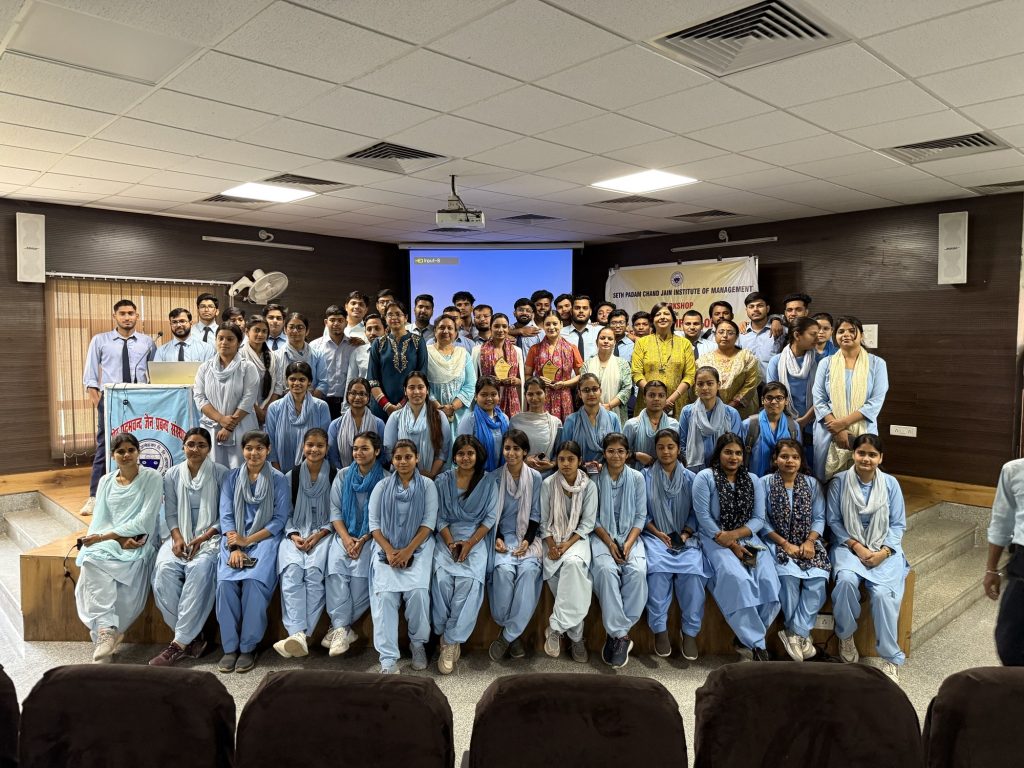 Sakshi Jethwani with students after a college session